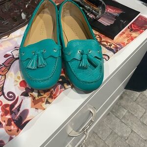 Turquoise soft leather driving or traveling moccasins